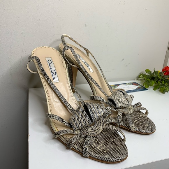 Oscar de la Renta Shoes - Oscar De La Renta Python Strappy Heels